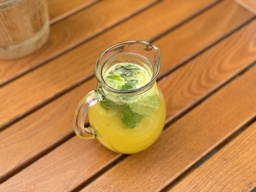 [LIMONADA] Lemonade with honey